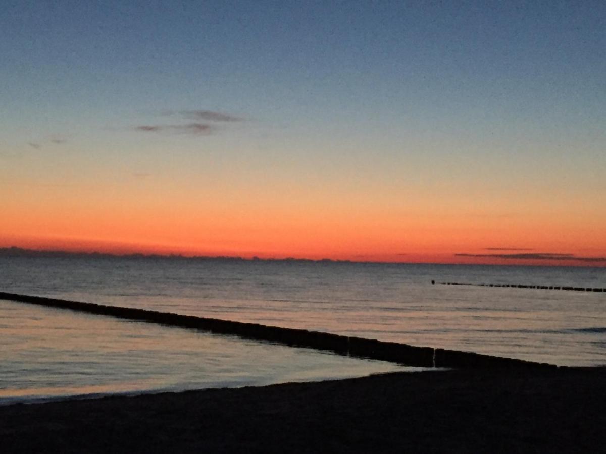 Die Kleine Acht - Direkt Am Strand Dierhagen Exterior foto